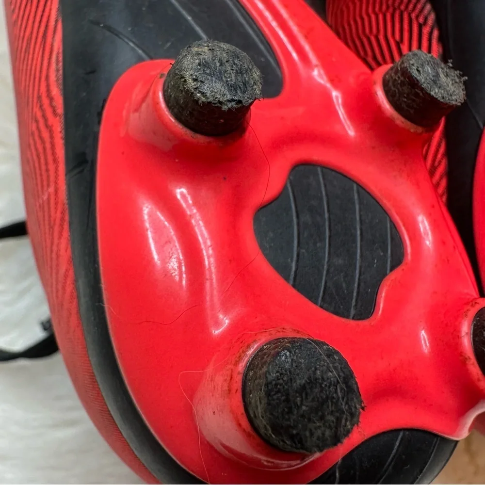 Puma Spirit II Cleats Red & Black Size 1 - Picture 8 of 16